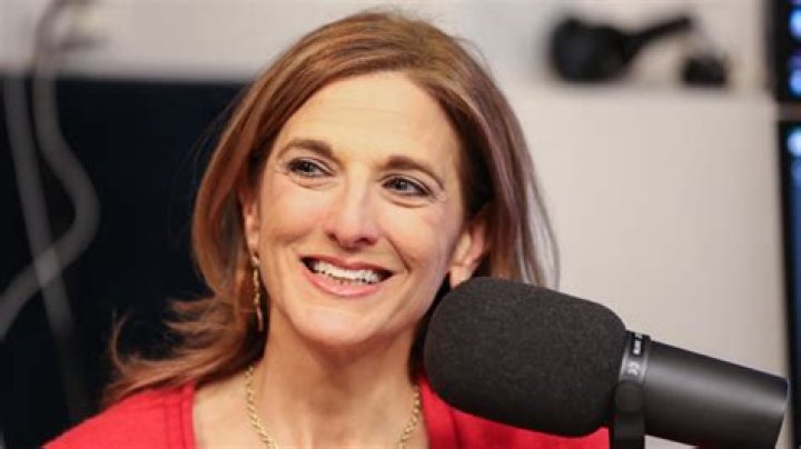 Discover The Surprising Age Of Renowned Financial Expert Jill Schlesinger