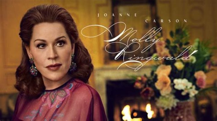 Molly Ringwald's Sibling: A Close-Knit Family Bond